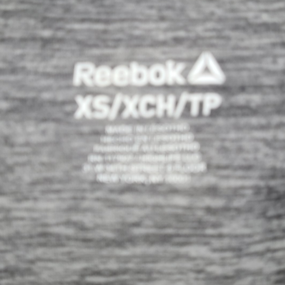 NWT Reebok women's fitted performance t-shirt - Picture 5 of 7
